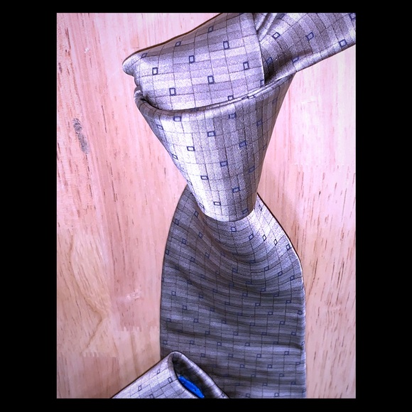 Designer Silk Tie - Picture 6 of 9